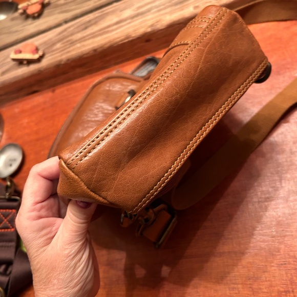 Spikes and sparrow leather, small one shoulder sling backpack Brandy Brown - Picture 2 of 8